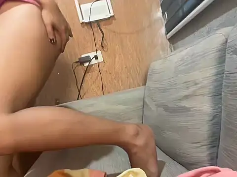 asian-doll Pertunjukan Webcam