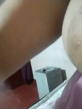 Živý XXX chat tharu_sweet