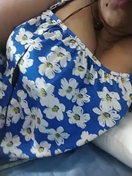 tharu_sweet's Live XXX Chat