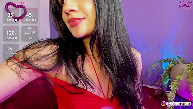 Show modela katt_giraldo1 na web-kameri