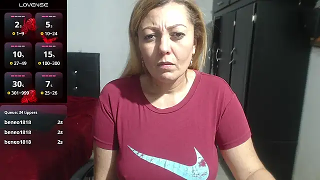 XXX chat uživo modela elizabeth_clint