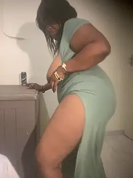 Cardiebae89 Chat XXX in diretta