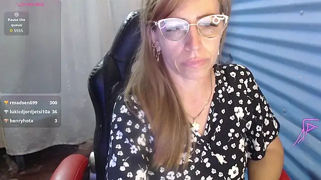 Chat XXX en directo de Chayla_Ruiz