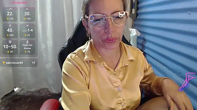 Chayla_Ruiz's Live XXX Chat