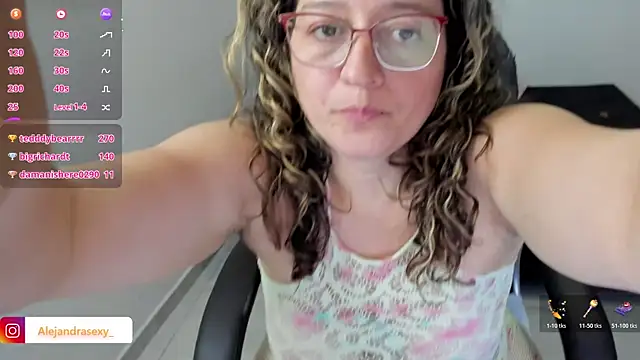 Chat XXX en directo de alejandra_milf_