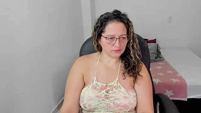 alejandra_milf_n Live XXX chat
