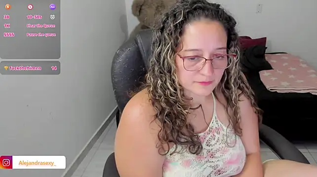 alejandra_milf_'s Live XXX Chat
