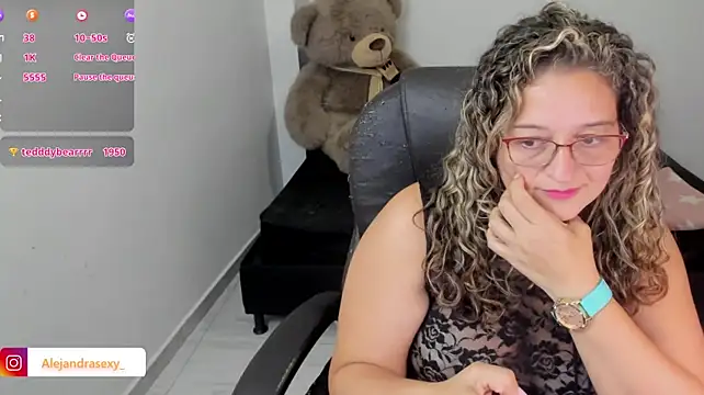 Chat XXX en directo de alejandra_milf_