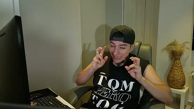 Jhoan_saenz webcam show