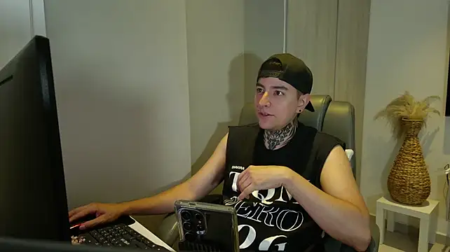 Jhoan_saenz Webcam Show