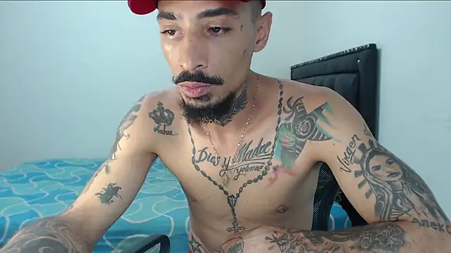 emiliano_hottt 网络视讯表演