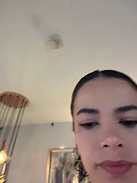 צ'אט XXX בשידור חי של KateSunder