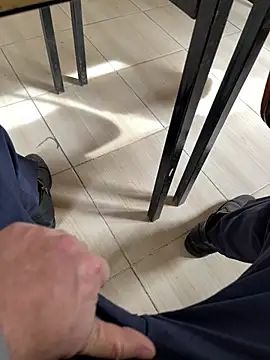 kenanbal0677: διαδικτυακό σόου στην κάμερα