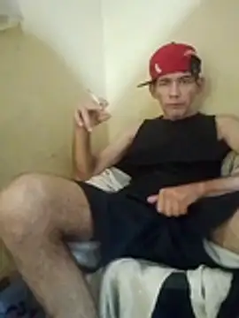 Cloud0nMycock Show in webcam