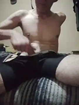 Cloud0nMycock Show in webcam