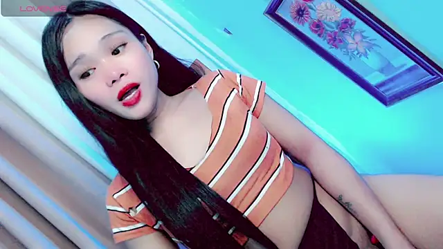 Littleslutty_baby Adlı Modelin Web Kamerası Şovu