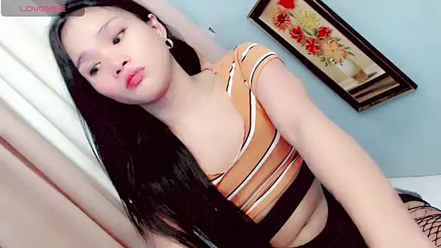 Littleslutty_baby Show Webcam