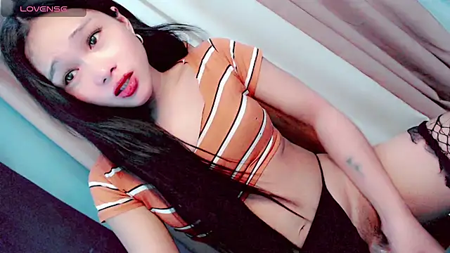 Littleslutty_baby Show Webcam