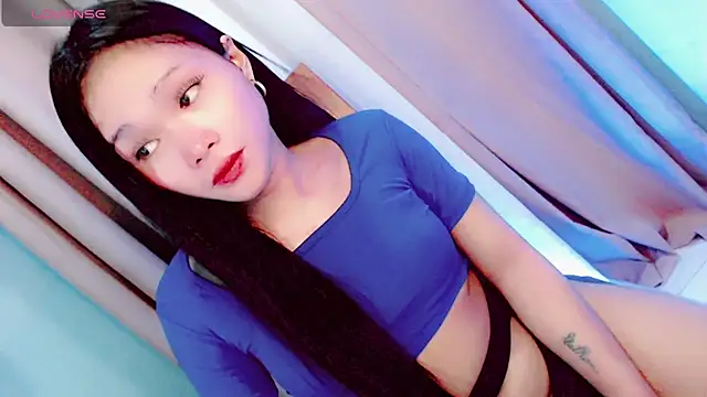 Show de Littleslutty_baby na webcam
