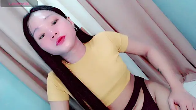 Littleslutty_baby Show Webcam