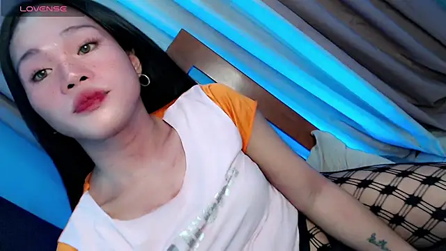 Amomentoflust202 Pertunjukan Webcam