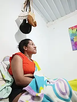 Bigassmommy_x élő XXX-chatje