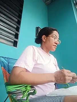 ห้องแชทสดของ Bigassmommy_x