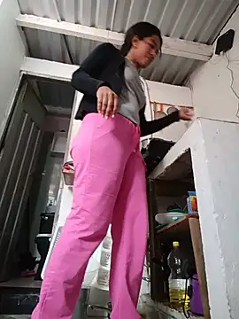 Bigassmommy_xのライブXXXチャット