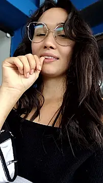 צ'אט XXX בשידור חי של eubellasc