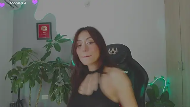 LauPolett's Live XXX Chat