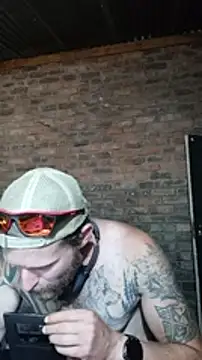 the-billy-blue's Live XXX Chat