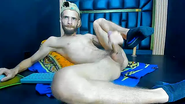 Pokazy przed kamerką – maihton_xx