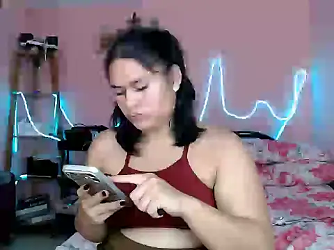 Miss_RebeccaLove Show in webcam