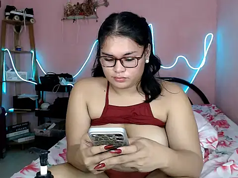 Miss_RebeccaLove ওয়েবক্যাম শো