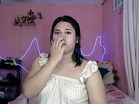 Miss_RebeccaLove Pertunjukan Webcam