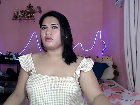 Miss_RebeccaLove Webcam Show