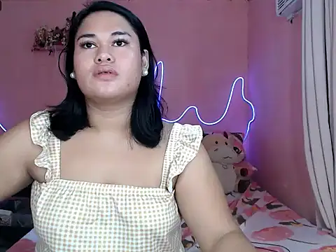 Miss_RebeccaLove Шоу с уебкамера