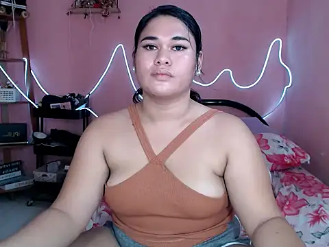 Miss_RebeccaLove Adlı Modelin Web Kamerası Şovu