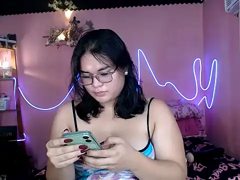 Show Webcam de imTHICK_Rebbecca
