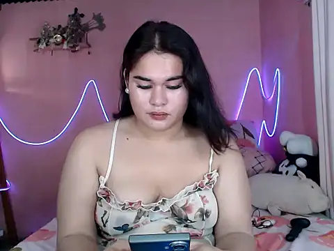 imTHICK_Rebbecca Webcamshow