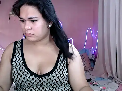 imTHICK_Rebbecca Show in webcam