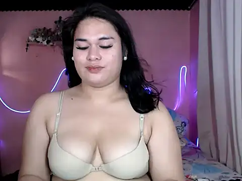 imTHICK_Rebbeccaのウェブカメラショー