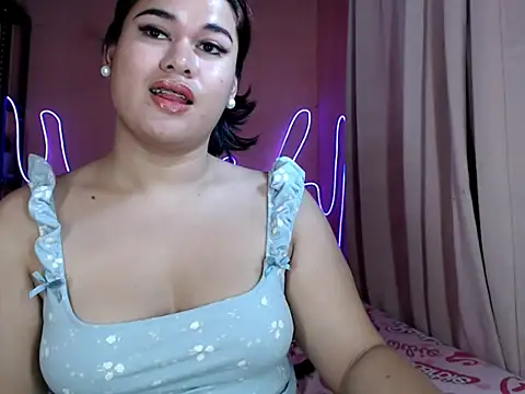 imTHICK_Rebbecca Adlı Modelin Web Kamerası Şovu