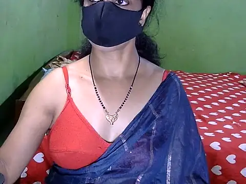 Indian_Horny_Wife Adlı Modelin Canlı XXX Sohbeti