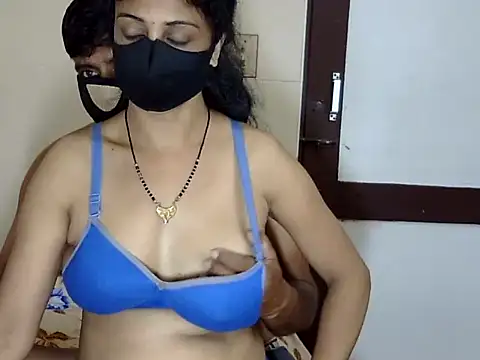 Indian_Horny_Wife Шоу с уебкамера