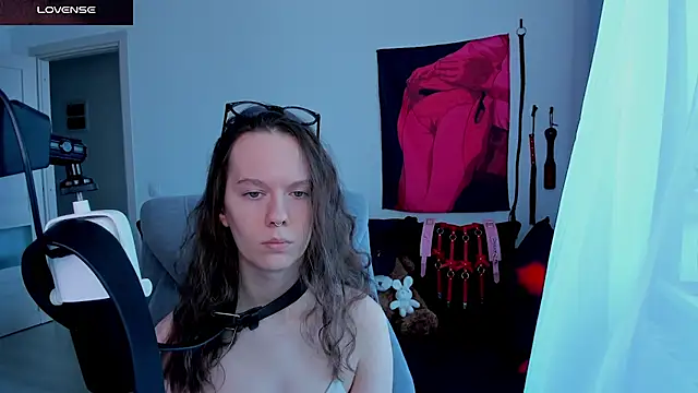 Goddess_of_Fertility élő XXX-chatje