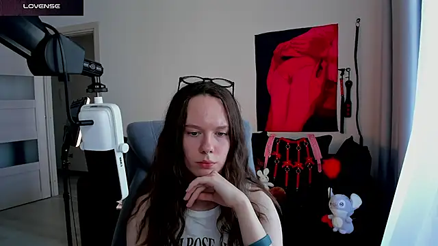 Vulgar_Tamer Show in webcam