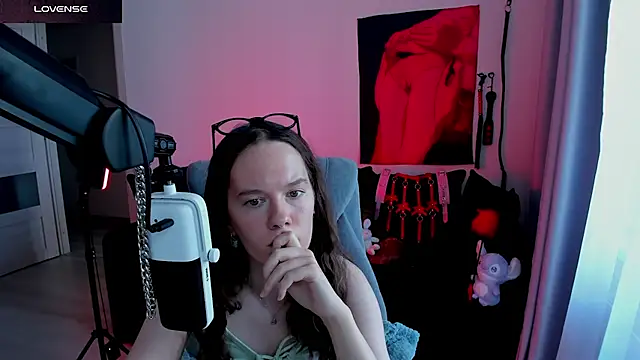Vulgar_Tamer's Live XXX Chat