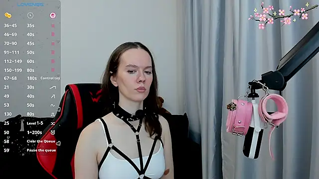 _velvet_whisper_'s Live XXX Chat