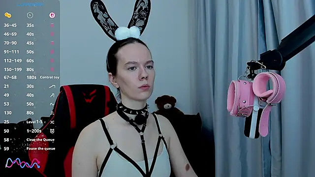 _velvet_whisper_ Adlı Modelin Web Kamerası Şovu